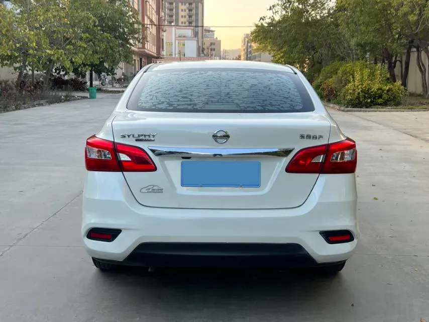 2022 Nissan Sylphy 1.6L 122HP L4 CVT,autocango,china used car exporter,china ev exporter,chinese used car exporter,chinese used ev exporter
