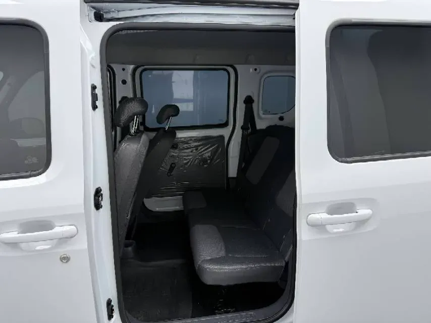 2025 WuLing ZhiGuang BEV 17.7KWH,autocango,china used car exporter,china ev exporter,chinese used car exporter,chinese used ev exporter