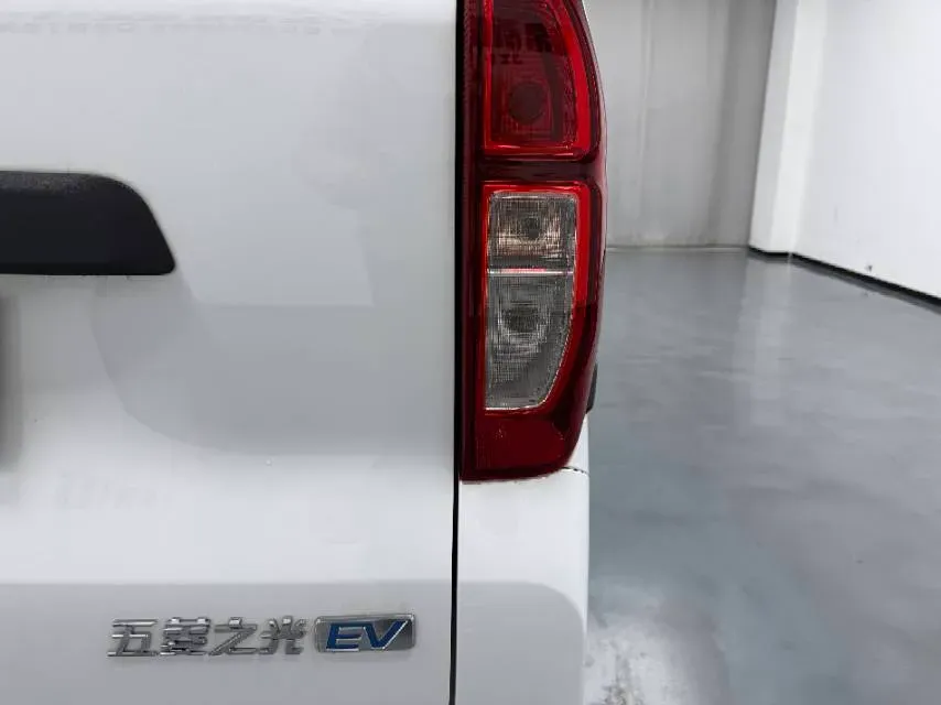 2025 WuLing ZhiGuang BEV 17.7KWH,autocango,china used car exporter,china ev exporter,chinese used car exporter,chinese used ev exporter