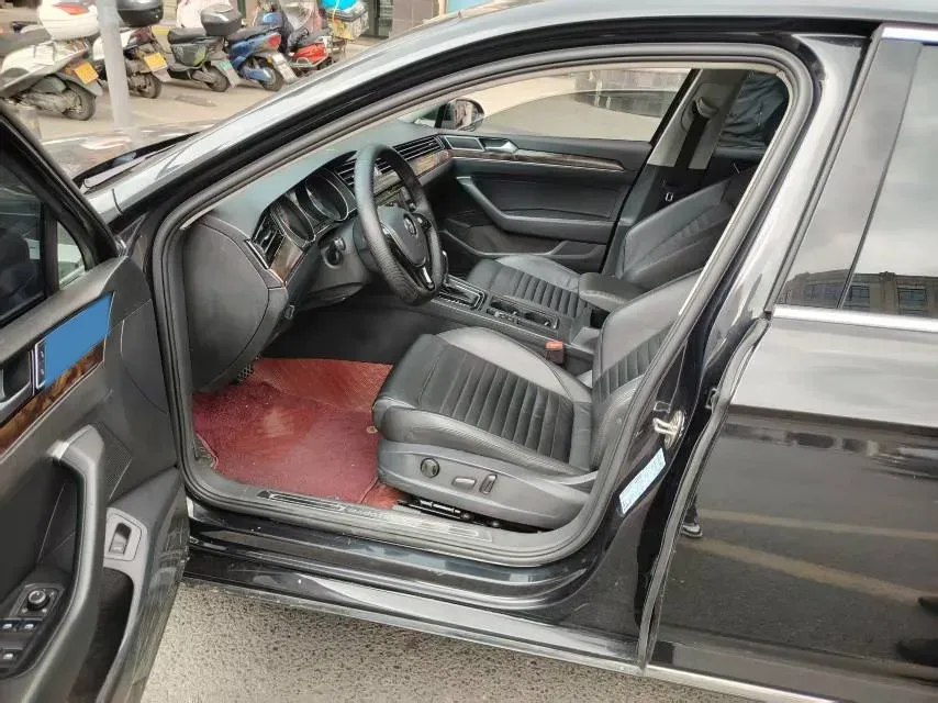 2019 Chevrolet Malibu XL 2.0T 241HP L4 9AT,autocango,china used car exporter,china ev exporter,chinese used car exporter,chinese used ev exporter