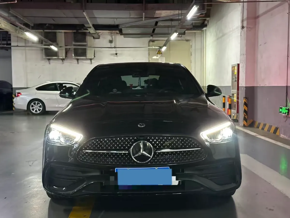 2025 Mercedes-Benz C Class 1.5T 204HP L4 9AT,autocango,china used car exporter,china ev exporter,chinese used car exporter,chinese used ev exporter