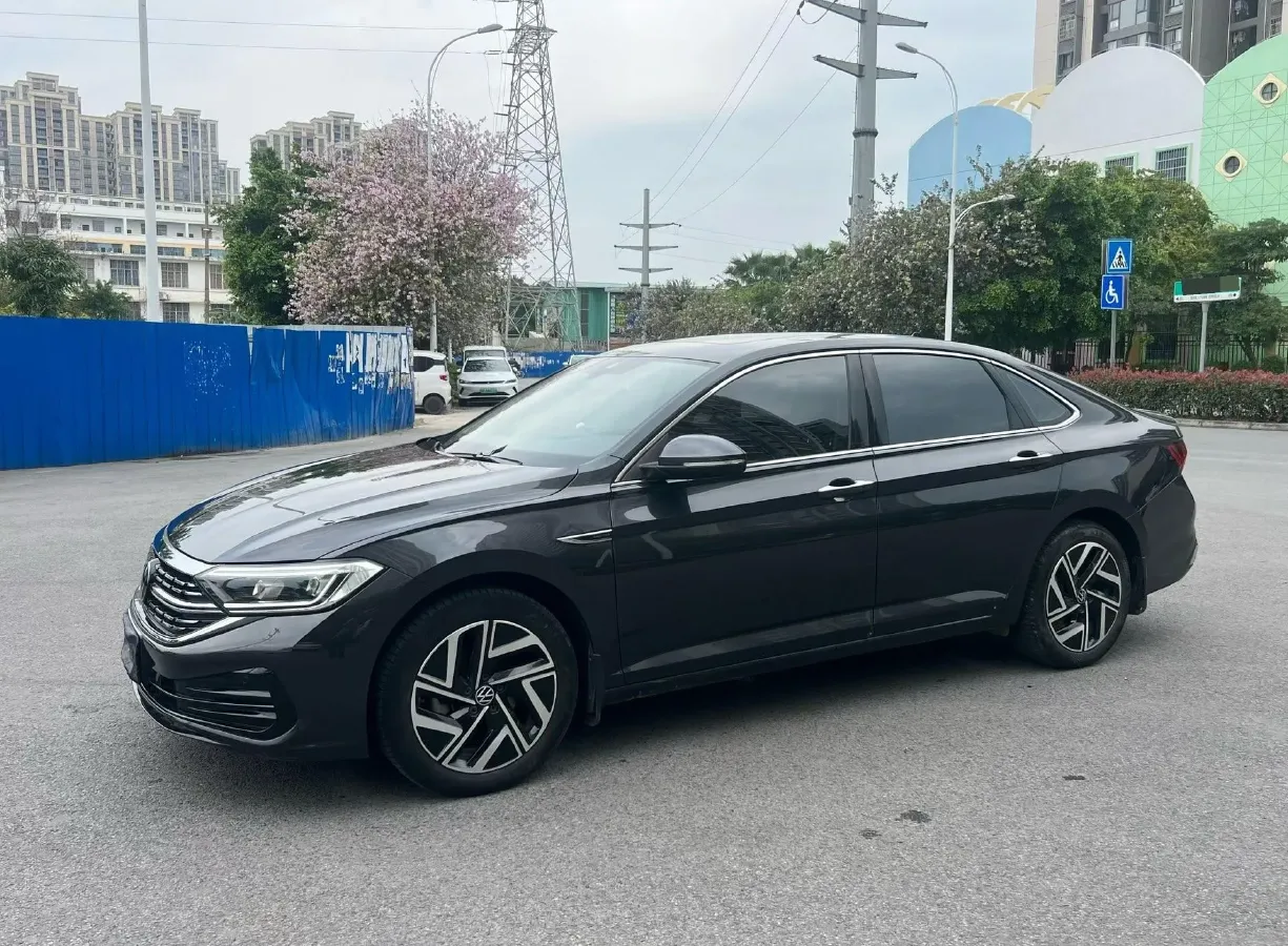 2023 Volkswagen Sagitar 1.5T 160HP L4 7DCT,autocango,china used car exporter,china ev exporter,chinese used car exporter,chinese used ev exporter