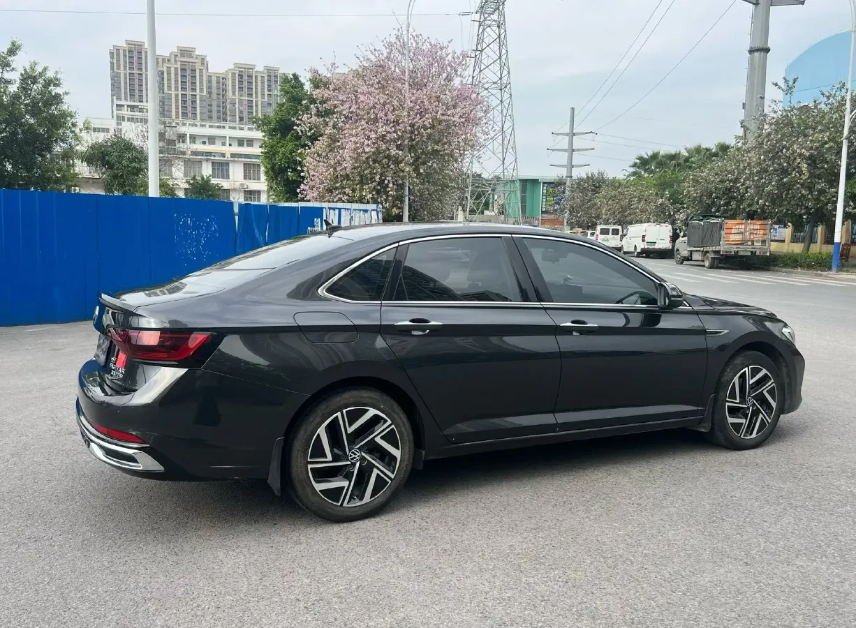 2023 Volkswagen Sagitar 1.5T 160HP L4 7DCT,autocango,china used car exporter,china ev exporter,chinese used car exporter,chinese used ev exporter