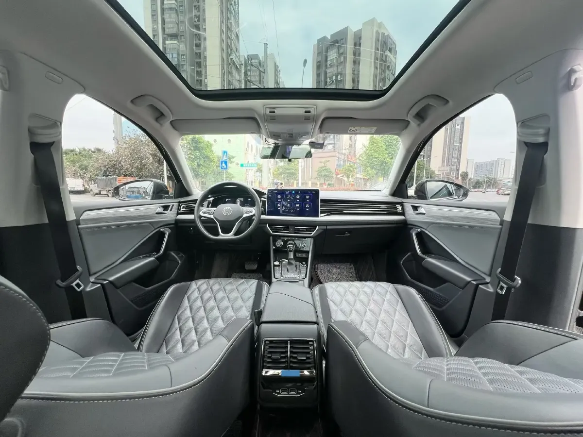 2023 Volkswagen Sagitar 1.5T 160HP L4 7DCT,autocango,china used car exporter,china ev exporter,chinese used car exporter,chinese used ev exporter