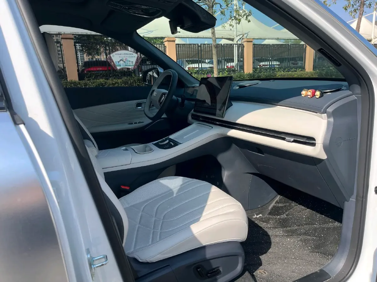 2025 BYD Sea Lion 05 DM-i 1.5L 101HP L4 E-CVT PHEV 18.3KWH,autocango,china used car exporter,china ev exporter,chinese used car exporter,chinese used ev exporter