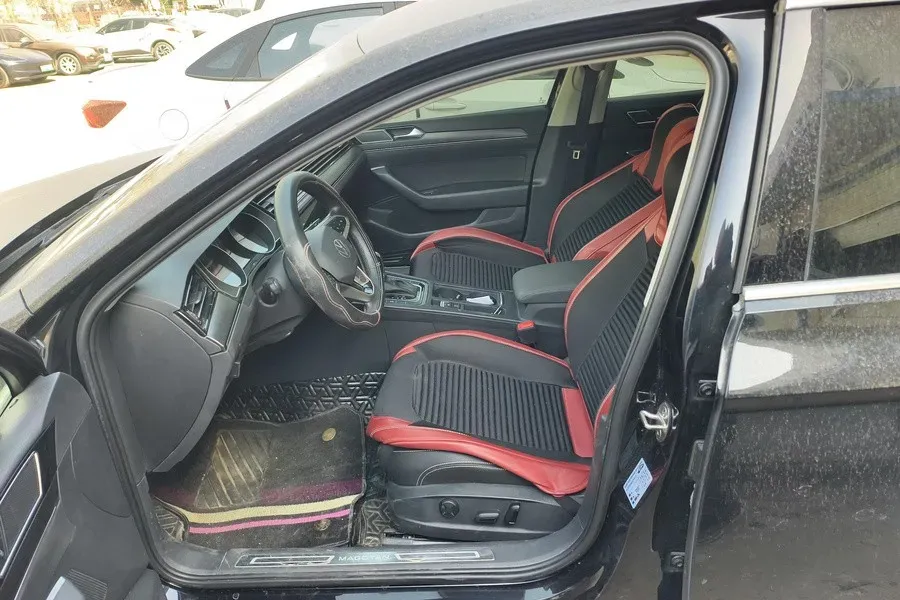 2020 Volkswagen Magotan 2.0T 186HP L4 7DCT,autocango,china used car exporter,china ev exporter,chinese used car exporter,chinese used ev exporter