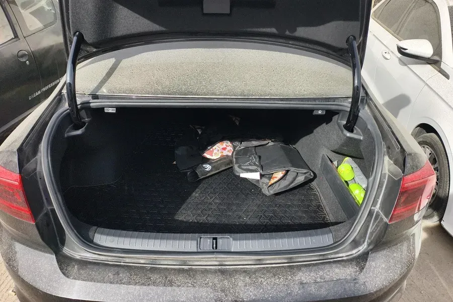 2020 Volkswagen Magotan 2.0T 186HP L4 7DCT,autocango,china used car exporter,china ev exporter,chinese used car exporter,chinese used ev exporter