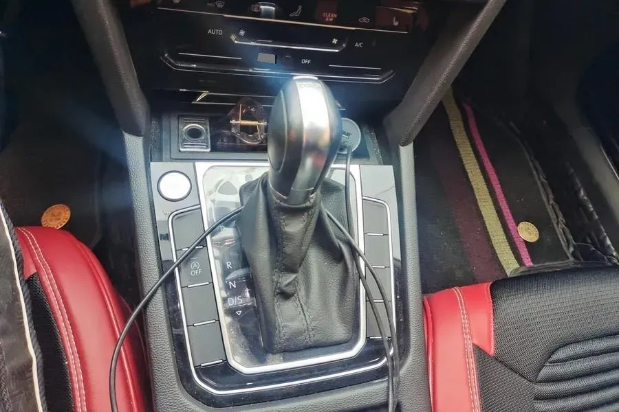 2020 Volkswagen Magotan 2.0T 186HP L4 7DCT,autocango,china used car exporter,china ev exporter,chinese used car exporter,chinese used ev exporter