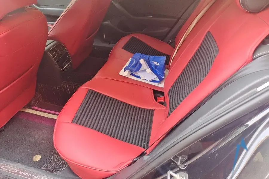 2020 Volkswagen Magotan 2.0T 186HP L4 7DCT,autocango,china used car exporter,china ev exporter,chinese used car exporter,chinese used ev exporter