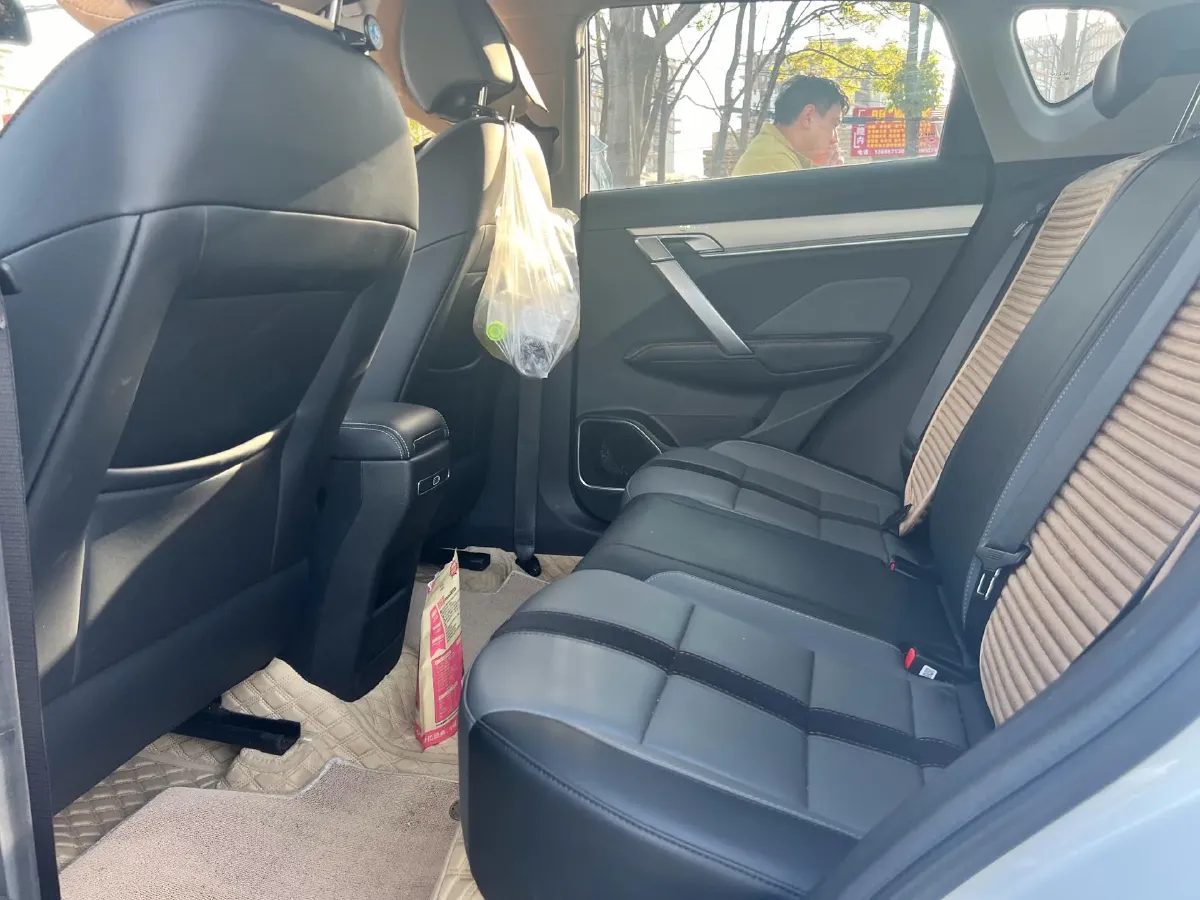 2024 Geely Coolray 1.5T 181HP L4 7DCT,autocango,china used car exporter,china ev exporter,chinese used car exporter,chinese used ev exporter