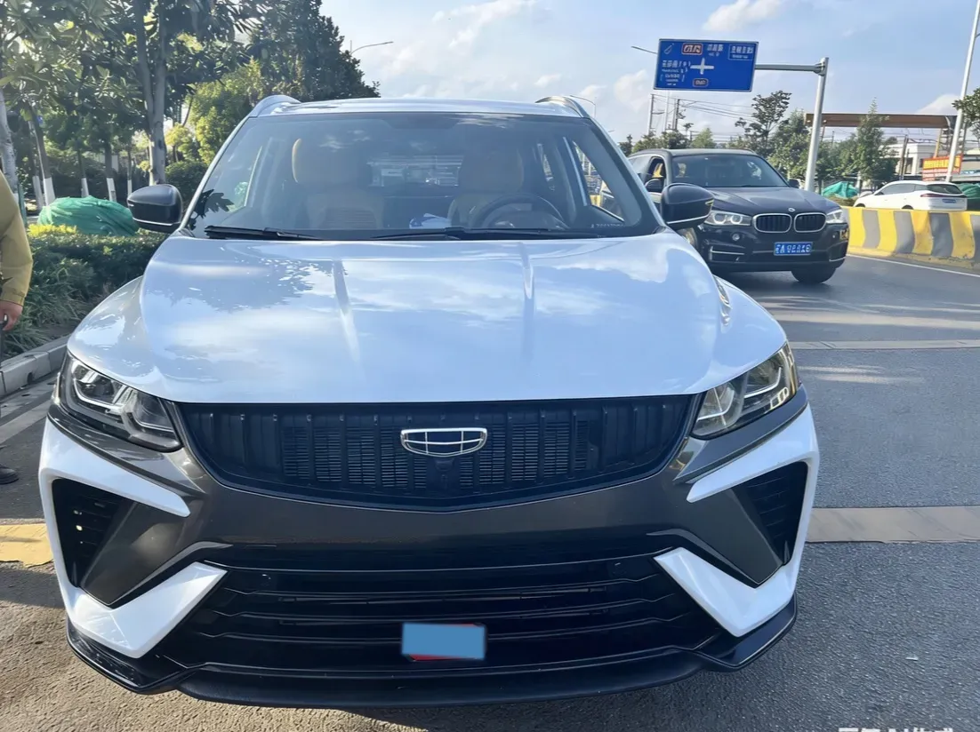 2024 Geely Coolray 1.5T 181HP L4 7DCT,autocango,china used car exporter,china ev exporter,chinese used car exporter,chinese used ev exporter