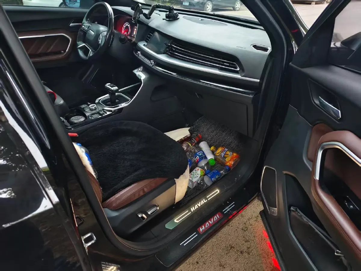 2017 Haval H6 2.0T 197HP L4 7DCT,autocango,china used car exporter,china ev exporter,chinese used car exporter,chinese used ev exporter