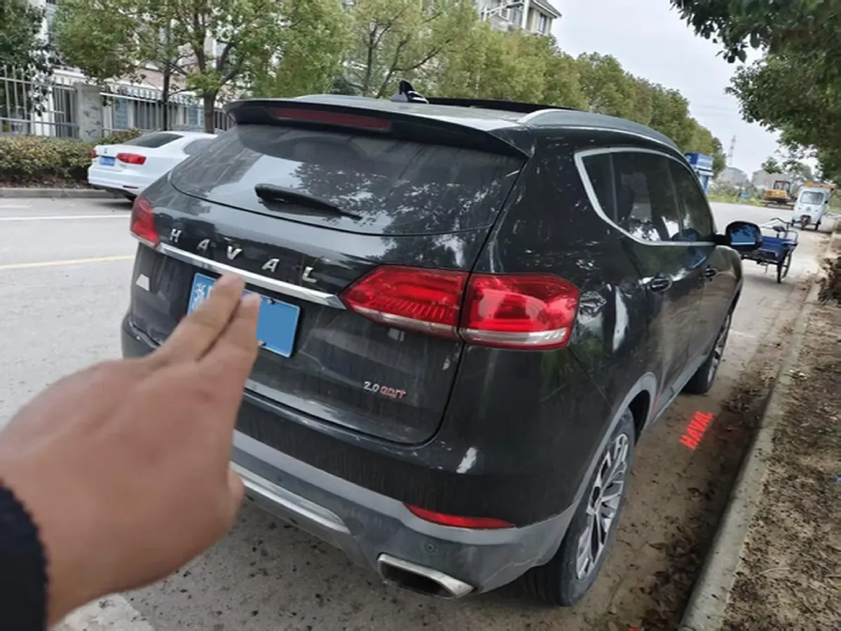 2017 Haval H6 2.0T 197HP L4 7DCT,autocango,china used car exporter,china ev exporter,chinese used car exporter,chinese used ev exporter