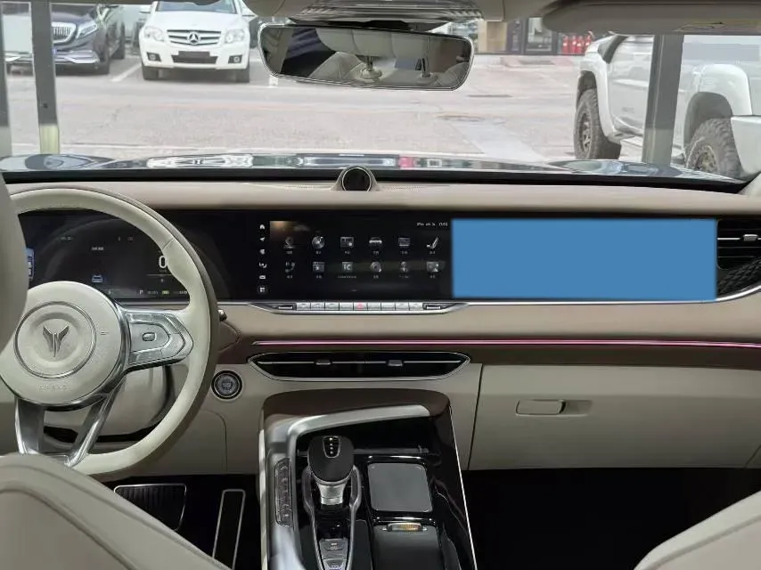 2021 Voyah FREE Range Extended 109HP REEV 33KWH,autocango,china used car exporter,china ev exporter,chinese used car exporter,chinese used ev exporter