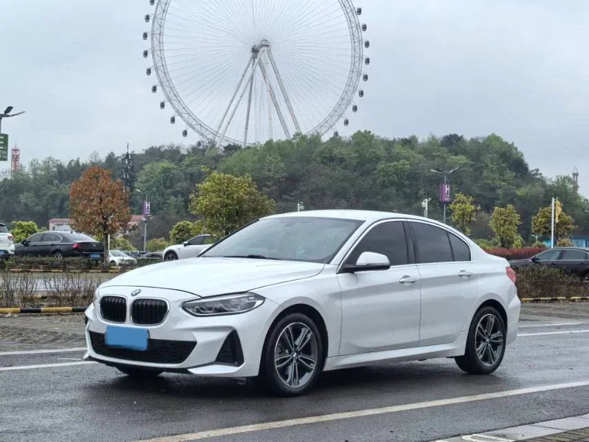 2022 BMW 1 Series 1.5T 140HP L3 7DCT,autocango,china used car exporter,china ev exporter,chinese used car exporter,chinese used ev exporter