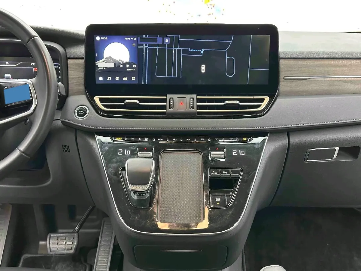 2024 HongQi HQ9 2.0T 163HP L4 1DHT PHEV 20.14KWH,autocango,china used car exporter,china ev exporter,chinese used car exporter,chinese used ev exporter