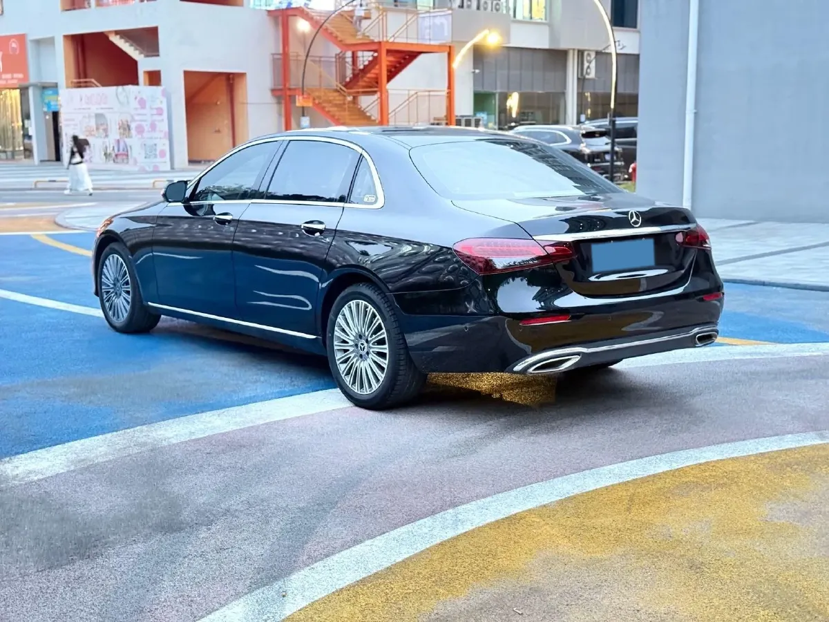 2021 Mercedes-Benz E Class 2.0T 258HP L4 9AT,autocango,china used car exporter,china ev exporter,chinese used car exporter,chinese used ev exporter