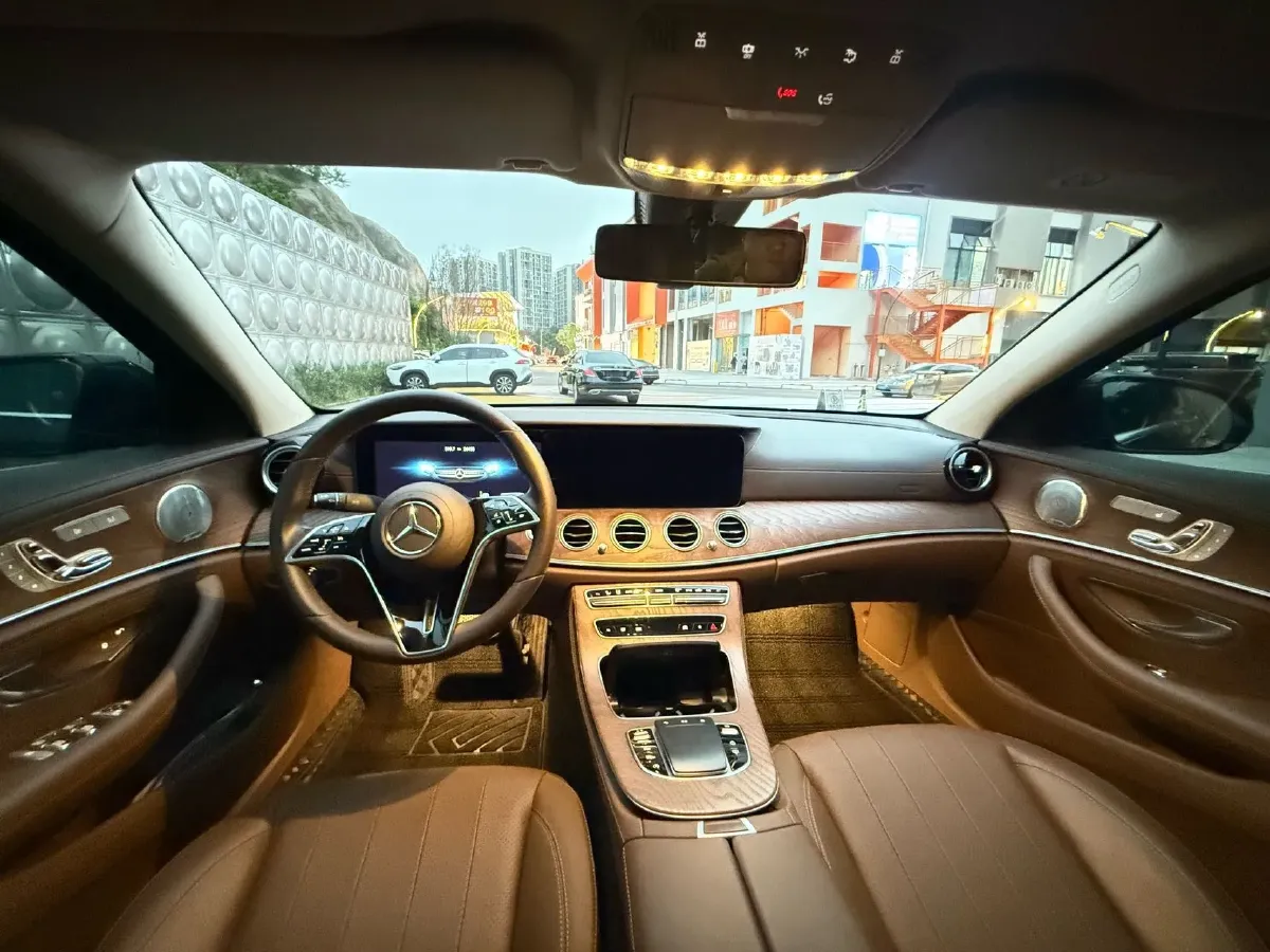 2021 Mercedes-Benz E Class 2.0T 258HP L4 9AT,autocango,china used car exporter,china ev exporter,chinese used car exporter,chinese used ev exporter