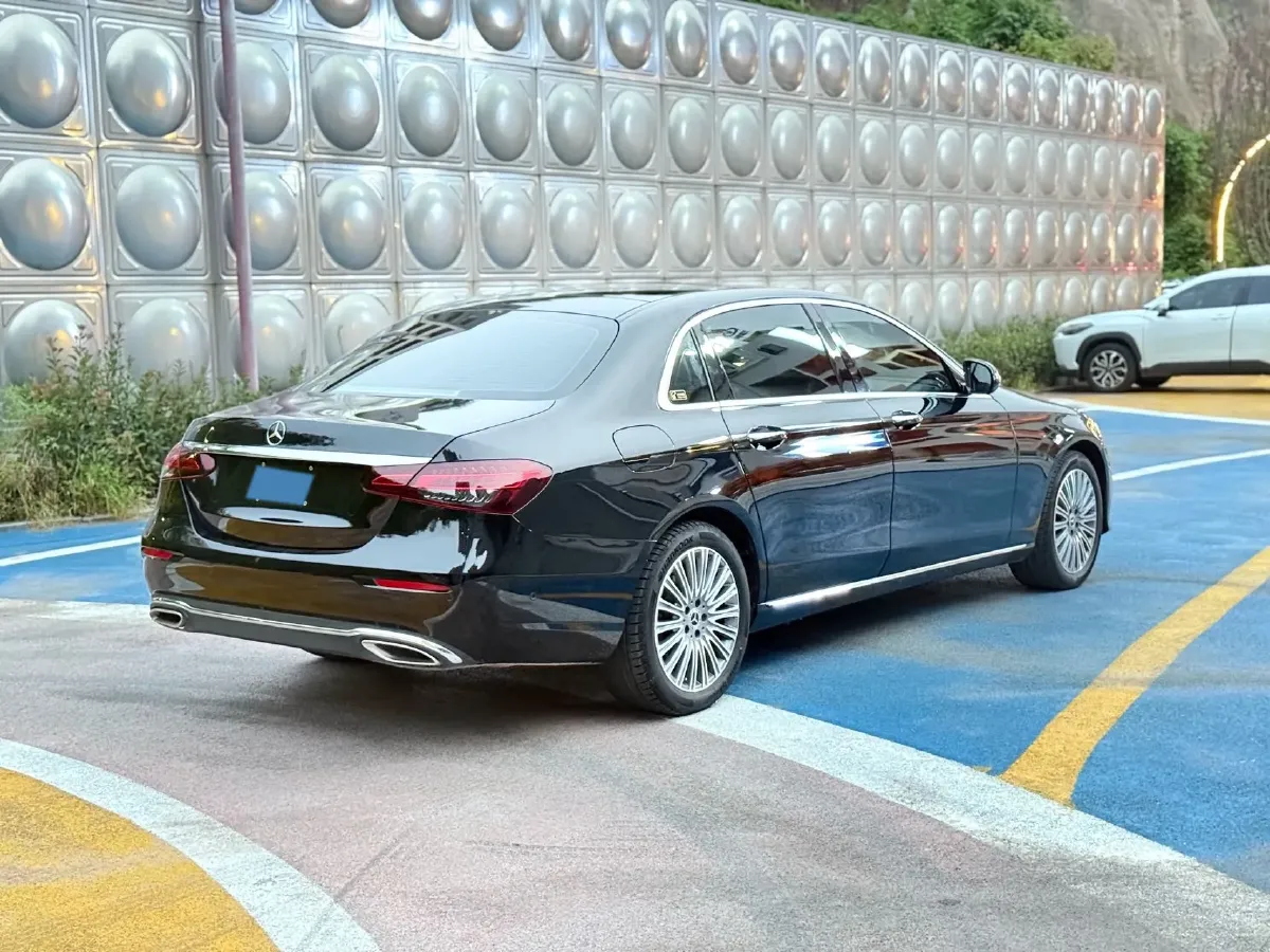 2021 Mercedes-Benz E Class 2.0T 258HP L4 9AT,autocango,china used car exporter,china ev exporter,chinese used car exporter,chinese used ev exporter