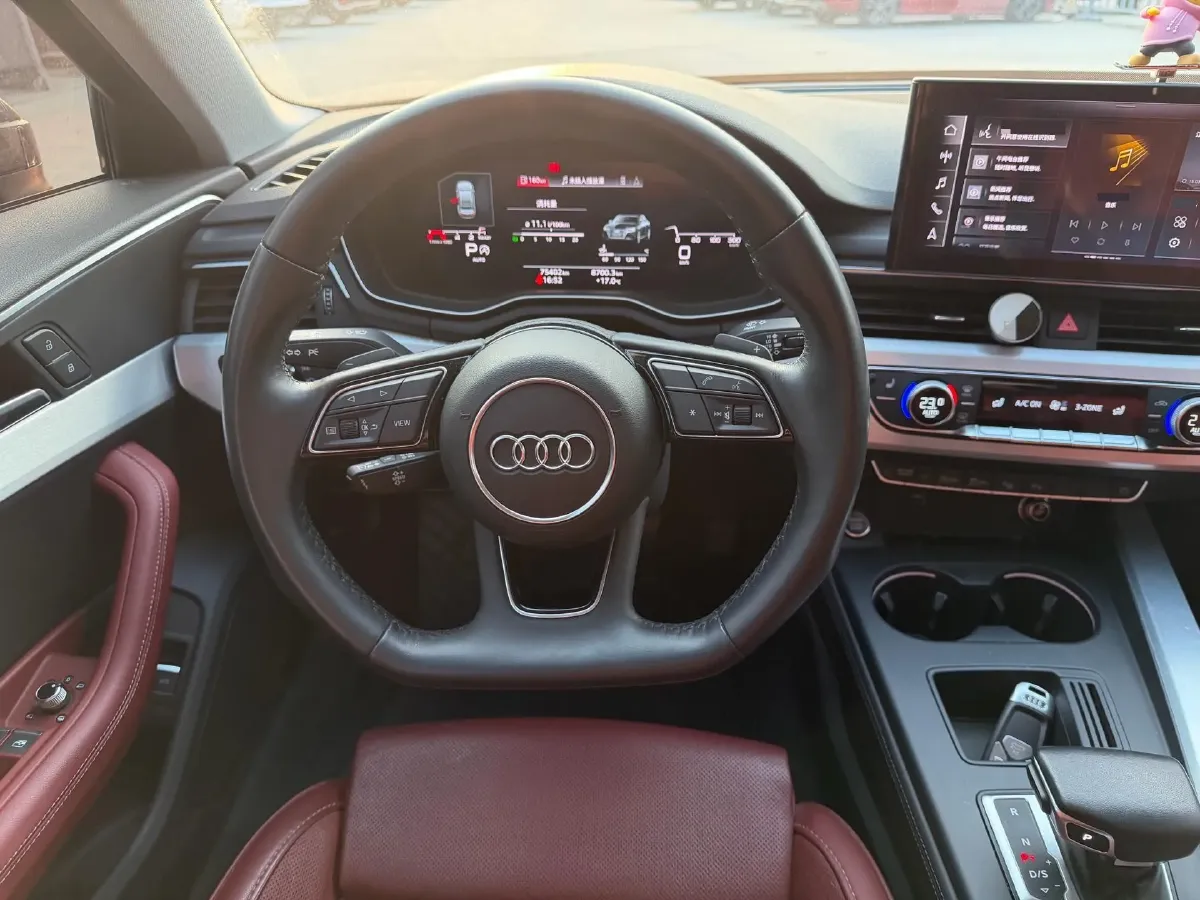 2022 Audi A4L 2.0T 190HP L4 7DCT,autocango,china used car exporter,china ev exporter,chinese used car exporter,chinese used ev exporter