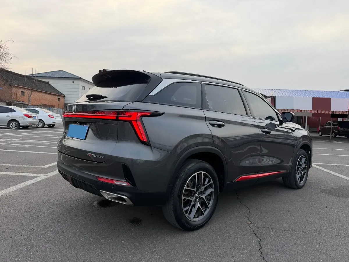 2022 ChangAn CS75 Plus 1.5T 188HP L4 8AT,autocango,china used car exporter,china ev exporter,chinese used car exporter,chinese used ev exporter