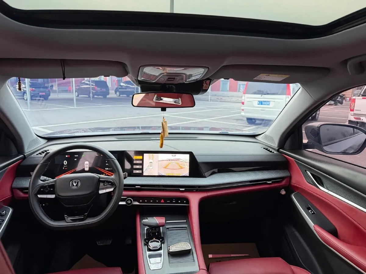 2022 ChangAn CS75 Plus 1.5T 188HP L4 8AT,autocango,china used car exporter,china ev exporter,chinese used car exporter,chinese used ev exporter