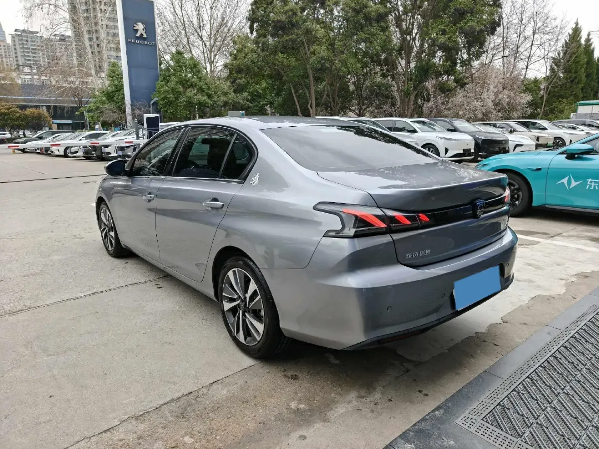 2022 Peugeot 408 1.6T 170HP L4 6AT,autocango,china used car exporter,china ev exporter,chinese used car exporter,chinese used ev exporter