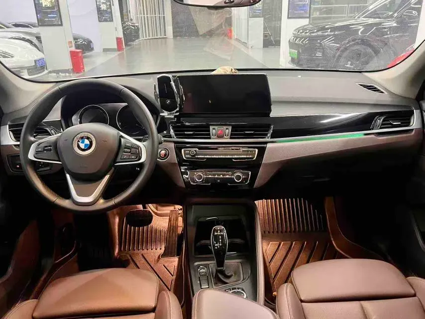2021 BMW X1 1.5T 140HP L3 7DCT,autocango,china used car exporter,china ev exporter,chinese used car exporter,chinese used ev exporter