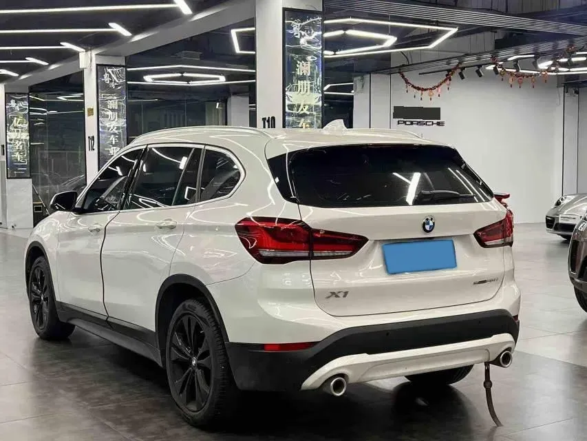 2021 BMW X1 1.5T 140HP L3 7DCT,autocango,china used car exporter,china ev exporter,chinese used car exporter,chinese used ev exporter