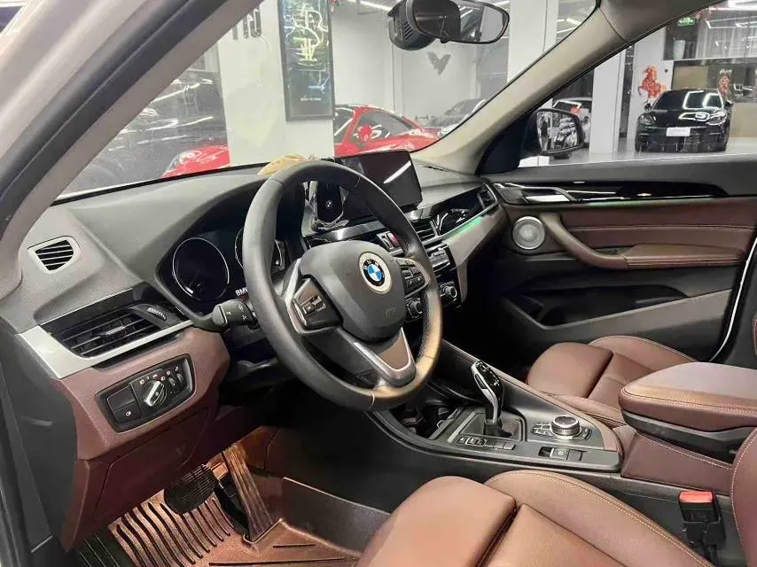 2021 BMW X1 1.5T 140HP L3 7DCT,autocango,china used car exporter,china ev exporter,chinese used car exporter,chinese used ev exporter