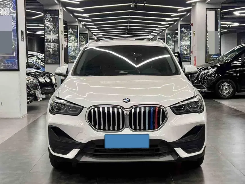 2021 BMW X1 1.5T 140HP L3 7DCT,autocango,china used car exporter,china ev exporter,chinese used car exporter,chinese used ev exporter