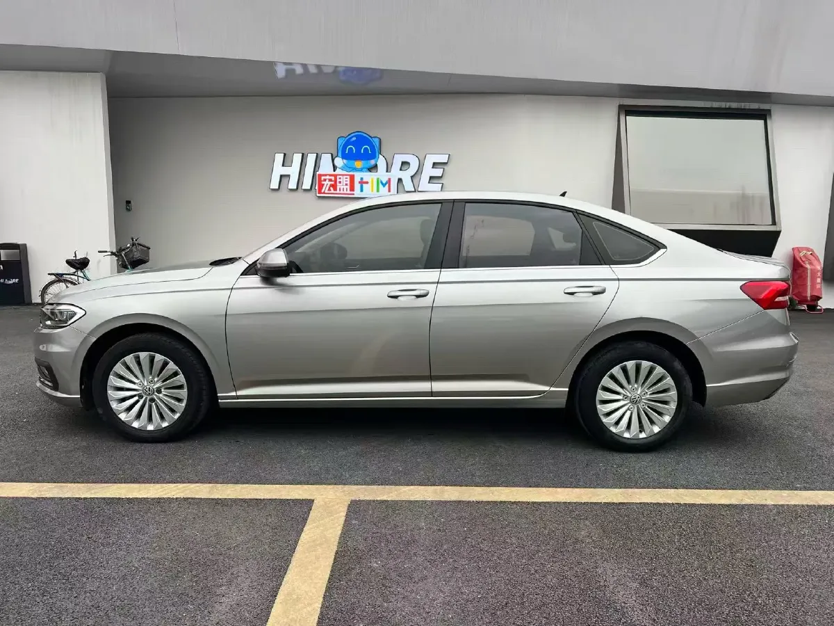 2018 Skoda Karoq 1.4T 150HP L4 7DCT,autocango,china used car exporter,china ev exporter,chinese used car exporter,chinese used ev exporter