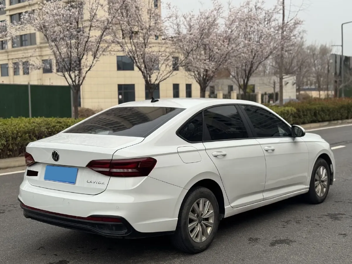 2023 Volkswagen Lavida 1.5L 110HP L4 6AT,autocango,china used car exporter,china ev exporter,chinese used car exporter,chinese used ev exporter