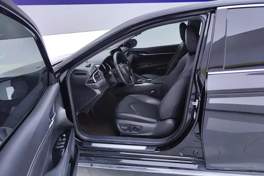 2023 Toyota Camry 2.0L 177HP L4 CVT,autocango,china used car exporter,china ev exporter,chinese used car exporter,chinese used ev exporter