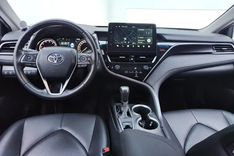 2023 Toyota Camry 2.0L 177HP L4 CVT,autocango,china used car exporter,china ev exporter,chinese used car exporter,chinese used ev exporter