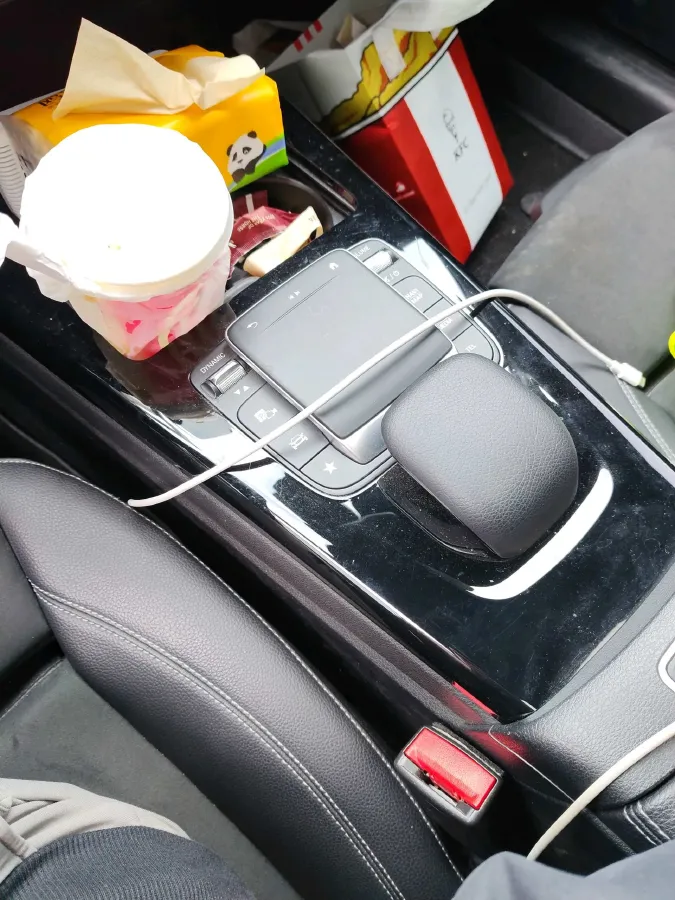 2022 Mercedes-Benz A Class 1.3T 163HP L4 7DCT,autocango,china used car exporter,china ev exporter,chinese used car exporter,chinese used ev exporter