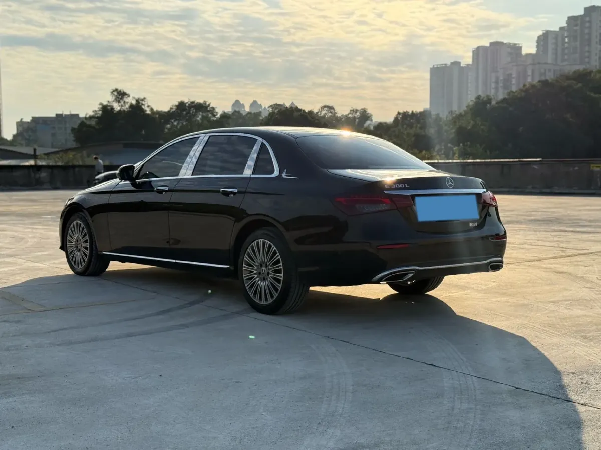 2021 Mercedes-Benz E Class 2.0T 258HP L4 9AT,autocango,china used car exporter,china ev exporter,chinese used car exporter,chinese used ev exporter