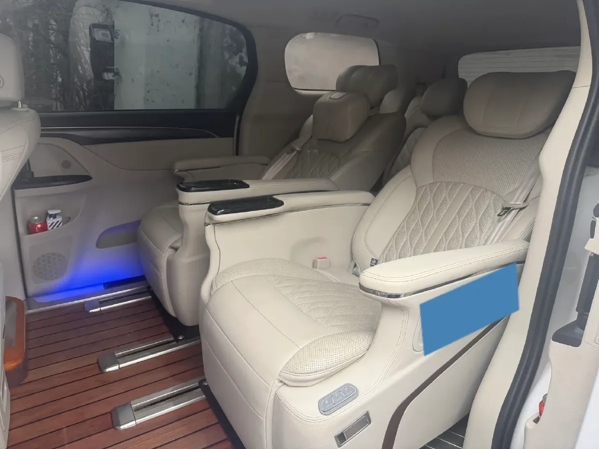 2020 Buick GL8 2.0T 237HP L4 9AT,autocango,china used car exporter,china ev exporter,chinese used car exporter,chinese used ev exporter