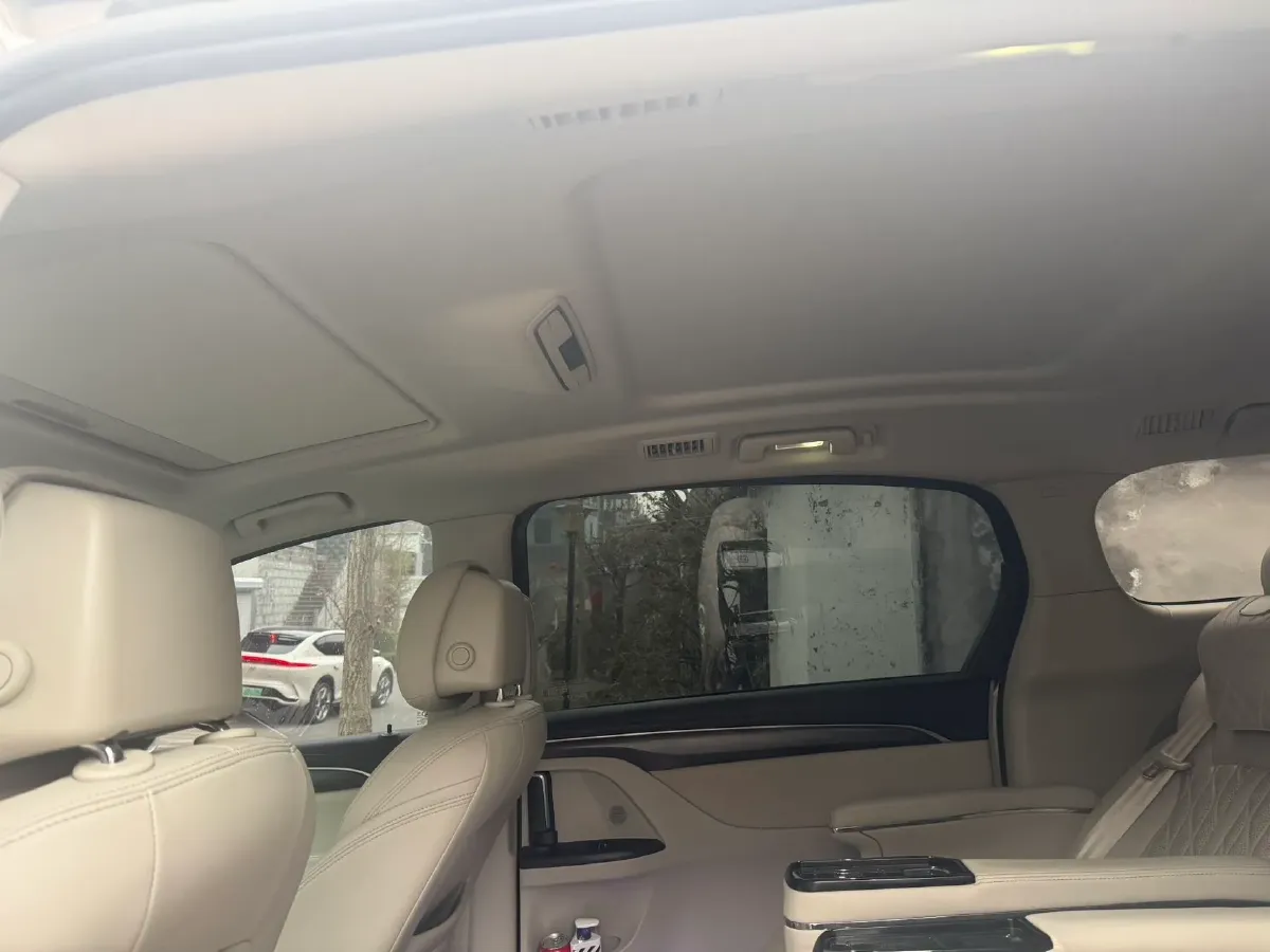 2020 Buick GL8 2.0T 237HP L4 9AT,autocango,china used car exporter,china ev exporter,chinese used car exporter,chinese used ev exporter