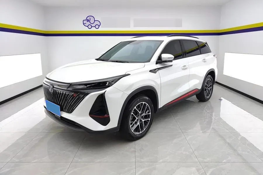 2022 ChangAn CS75 Plus 1.5T 188HP L4 8AT,autocango,china used car exporter,china ev exporter,chinese used car exporter,chinese used ev exporter