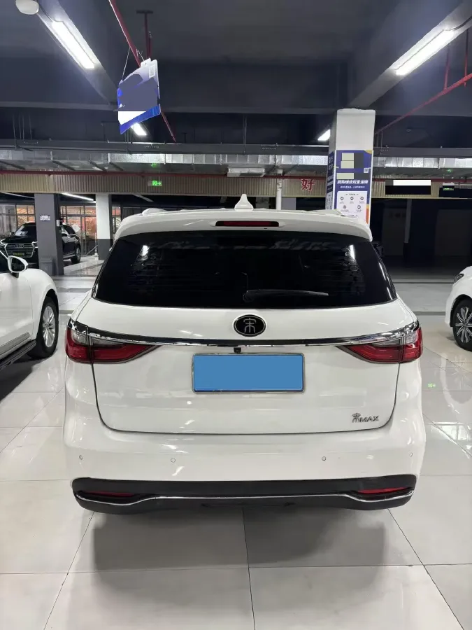 2017 BYD Song MAX 1.5T 154HP L4 6DCT,autocango,china used car exporter,china ev exporter,chinese used car exporter,chinese used ev exporter