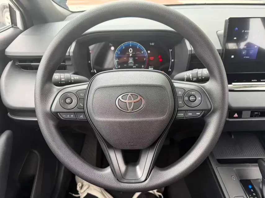 2026 Toyota Corolla Cross 2.0L 171HP L4 CVT,autocango,china used car exporter,china ev exporter,chinese used car exporter,chinese used ev exporter