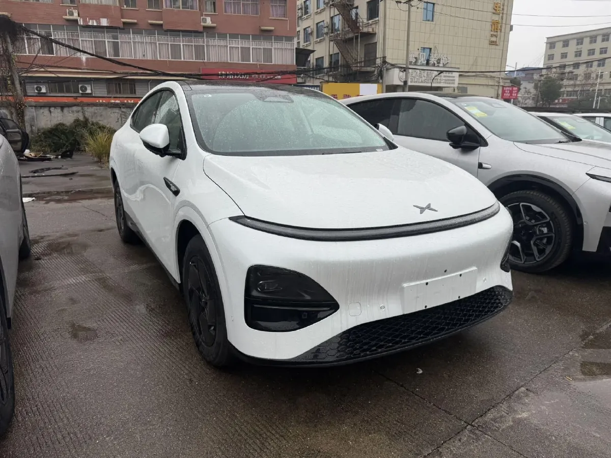2025 Xpeng G6 BEV 68.5KWH,autocango,china used car exporter,china ev exporter,chinese used car exporter,chinese used ev exporter