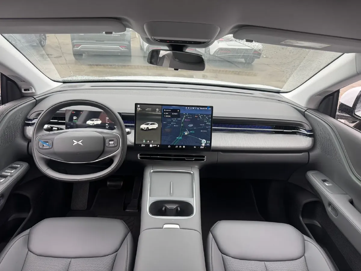 2025 Xpeng G6 BEV 68.5KWH,autocango,china used car exporter,china ev exporter,chinese used car exporter,chinese used ev exporter