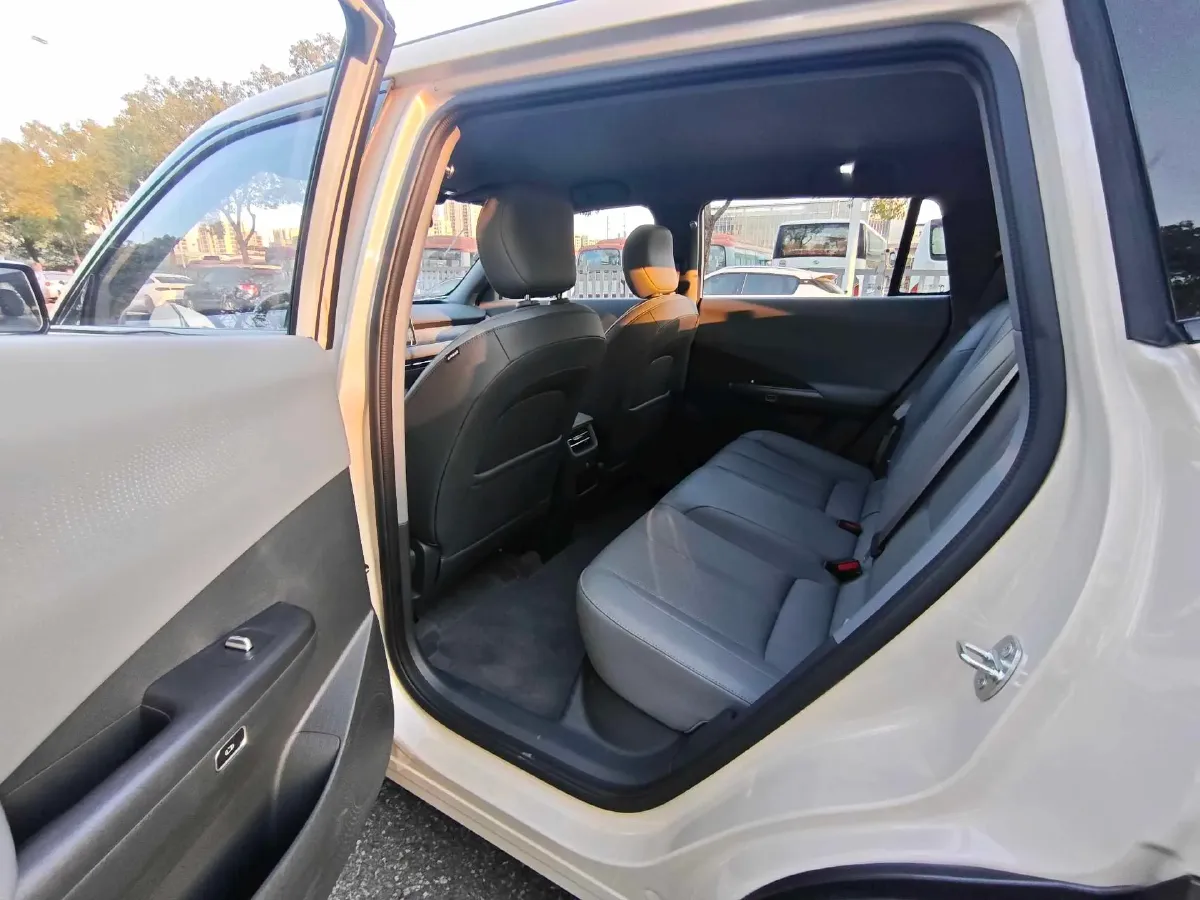 2025 DongFeng Nammi 06 BEV,autocango,china used car exporter,china ev exporter,chinese used car exporter,chinese used ev exporter