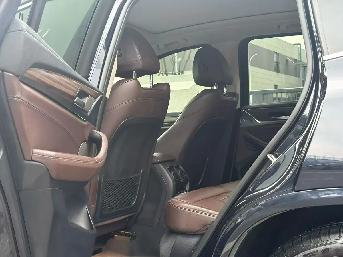 2020 BMW X3 2.0T 224HP L4 8AT,autocango,china used car exporter,china ev exporter,chinese used car exporter,chinese used ev exporter