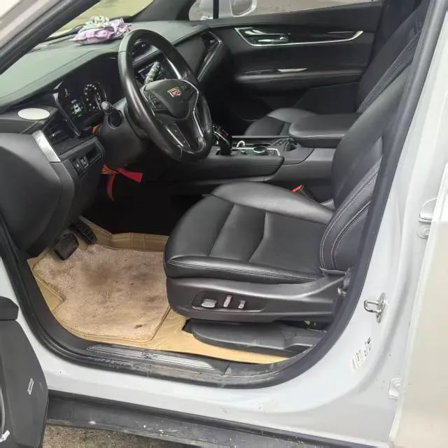 2022 Cadillac XT5 2.0T 237HP L4 9AT,autocango,china used car exporter,china ev exporter,chinese used car exporter,chinese used ev exporter