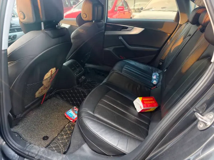 2020 Audi A4L 2.0T 190HP L4 7DCT,autocango,china used car exporter,china ev exporter,chinese used car exporter,chinese used ev exporter
