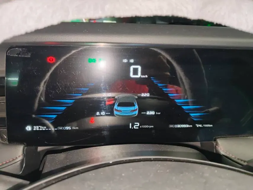 2023 Roewe i5 1.5L 129HP L4 5MT,autocango,china used car exporter,china ev exporter,chinese used car exporter,chinese used ev exporter