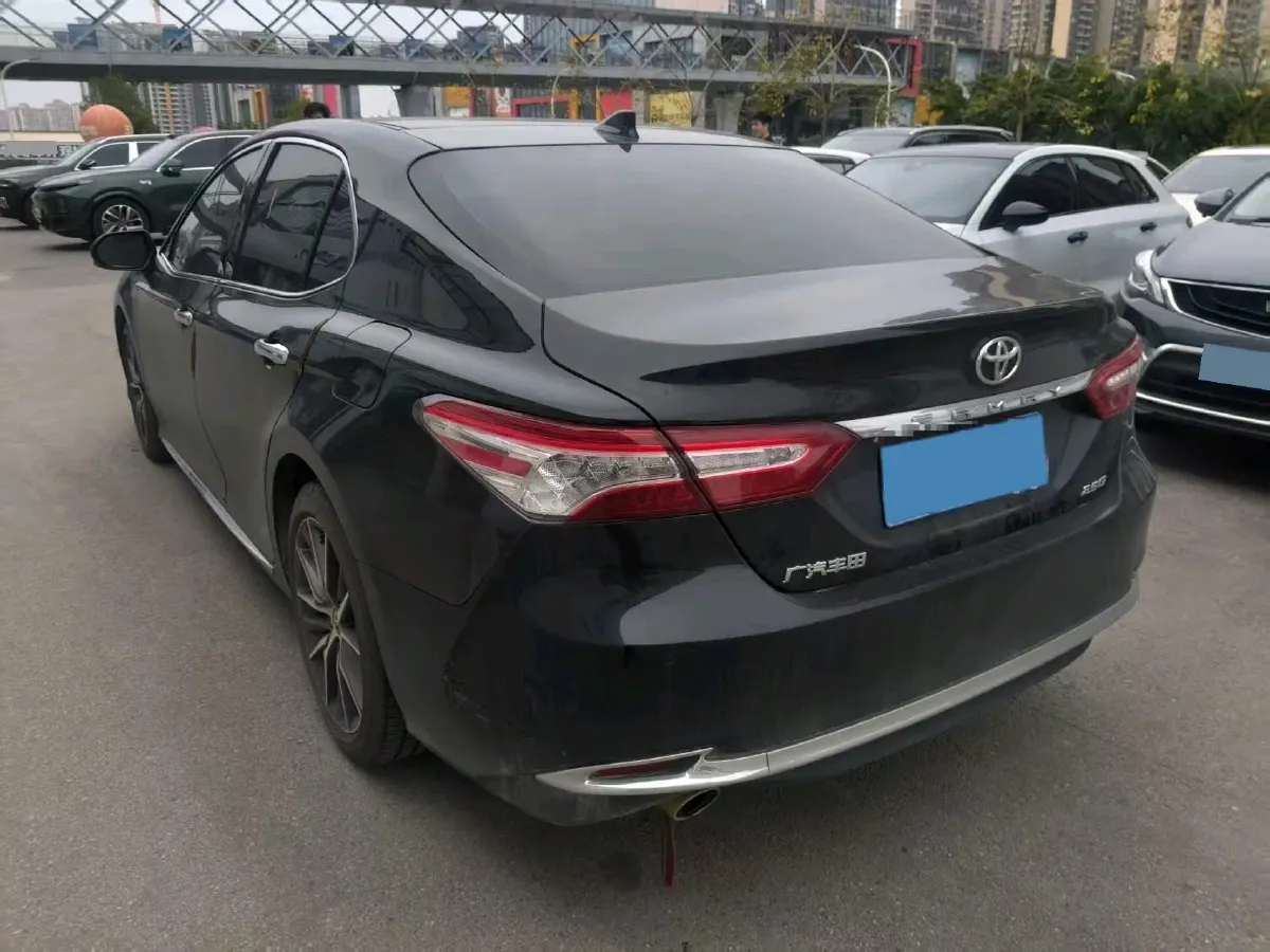 2023 Toyota Camry 2.5L 207HP L4 8AT,autocango,china used car exporter,china ev exporter,chinese used car exporter,chinese used ev exporter